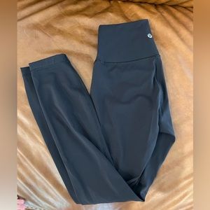 Lululemon Wunder Under 25” Legging
